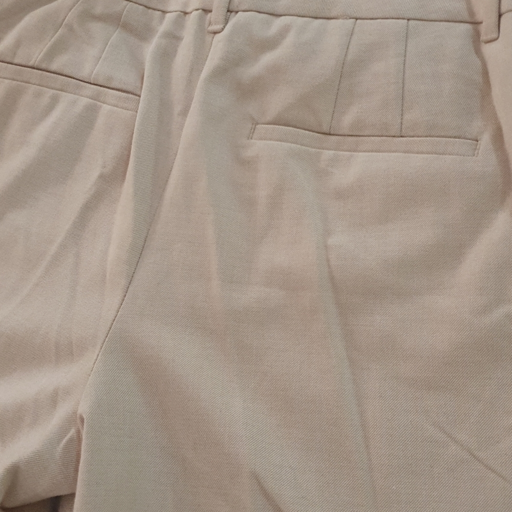 Pants - Picture 2 of 3
